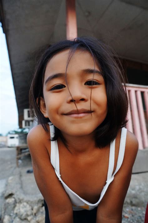 naked little girl|Philippines' 'Cam.